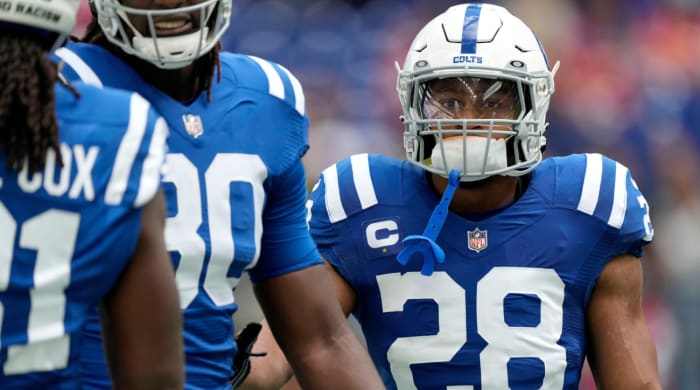 Colts running back Jonathan Taylor on the field during a game.